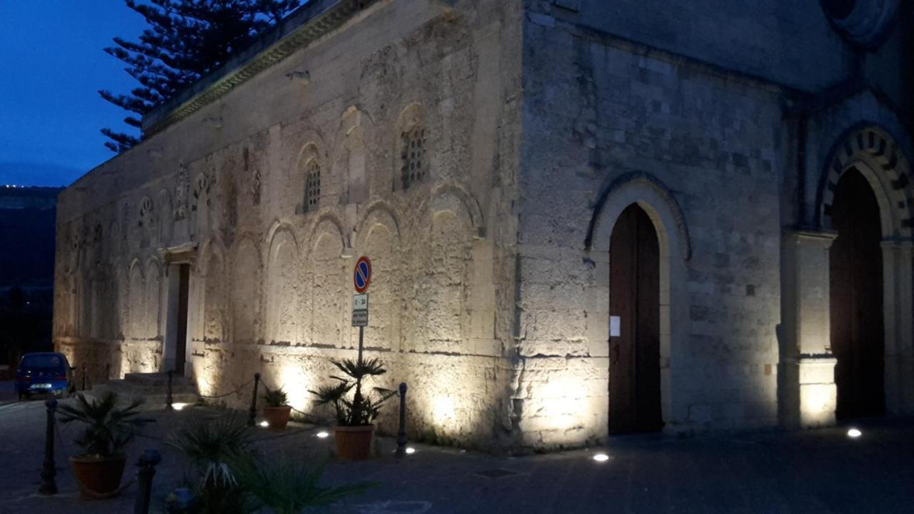 Locanda del Sole Tropea Bed and Breakfast Ricadi Esterno foto